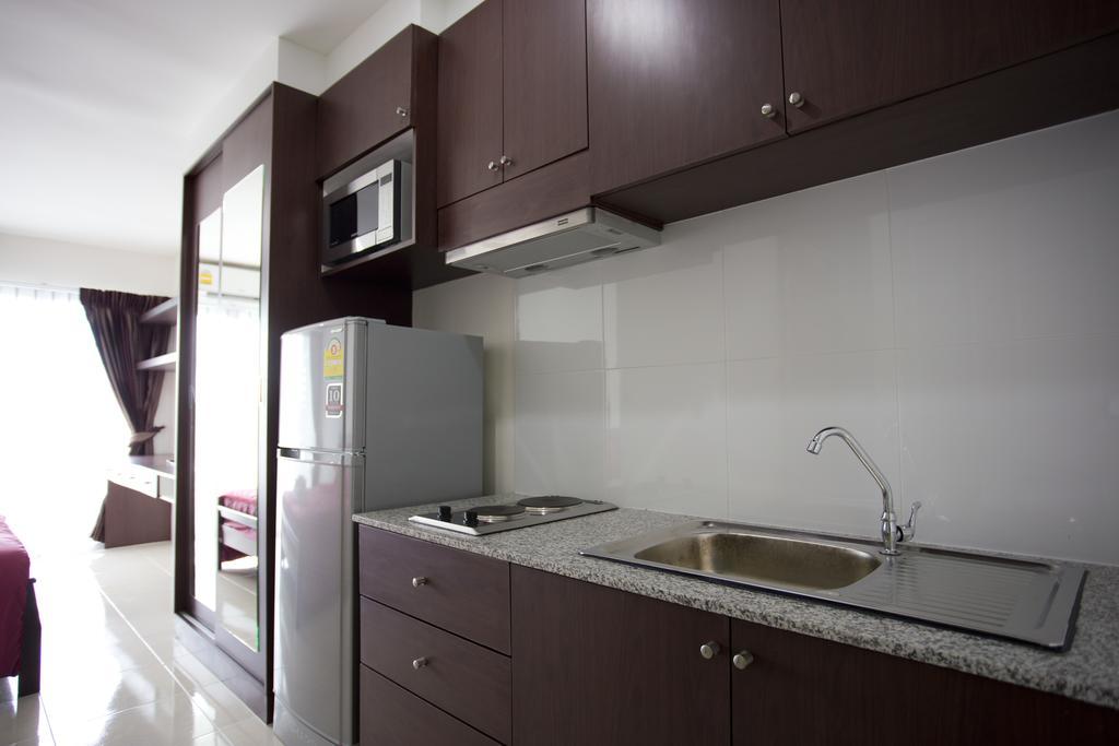 Ratchy Condo Bang Sare Zimmer foto