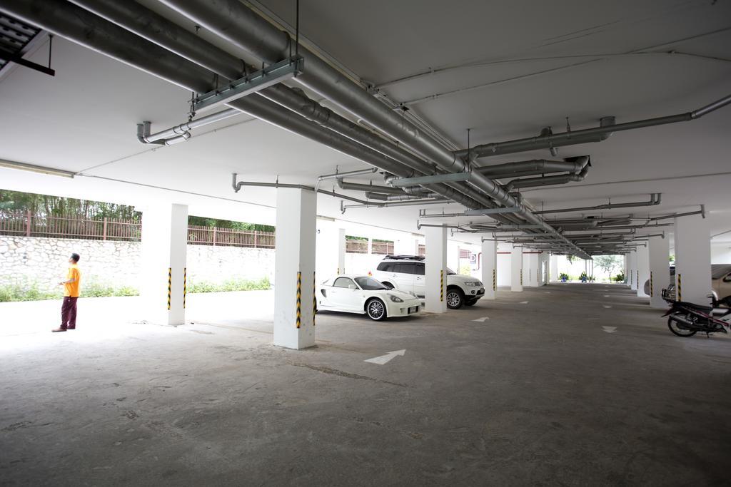 Ratchy Condo Bang Sare Zimmer foto